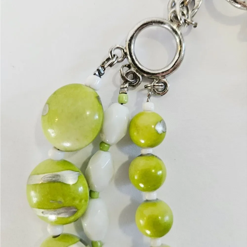 Vintage Green Tone Triple Strand Beaded Silver Tone Chain Acrylic Necklace 16